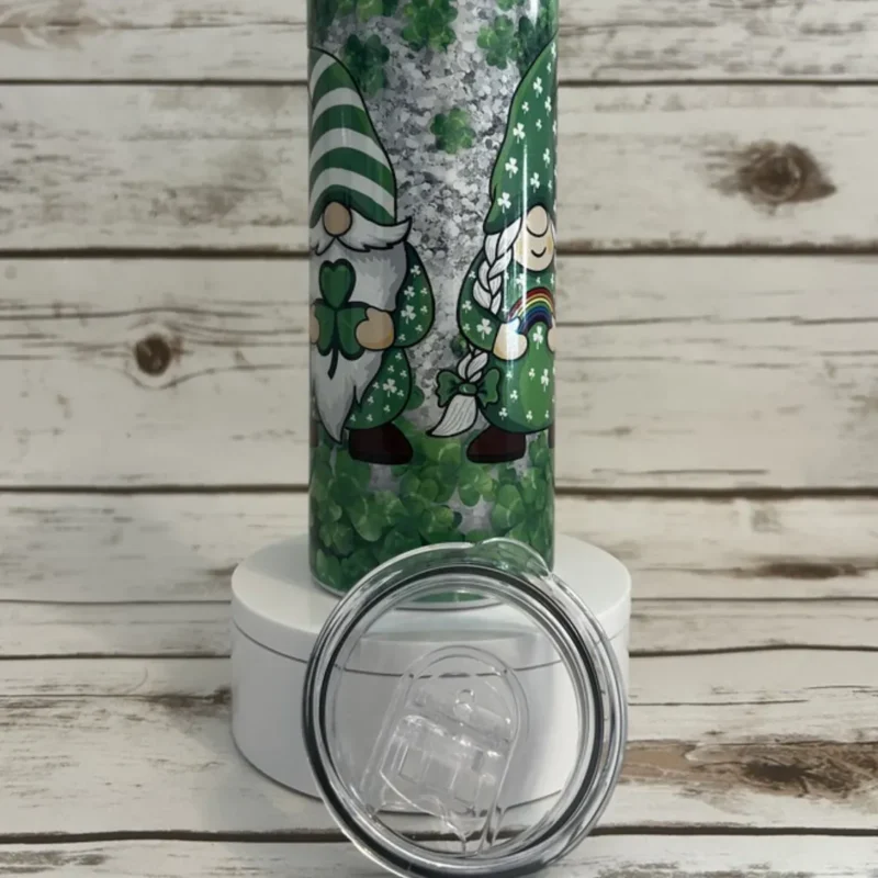 st patricks day gnome shimmer tumbler lid close-up top view