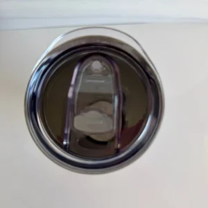 Top view of 20 oz skinny shimmer sliding push-in lid